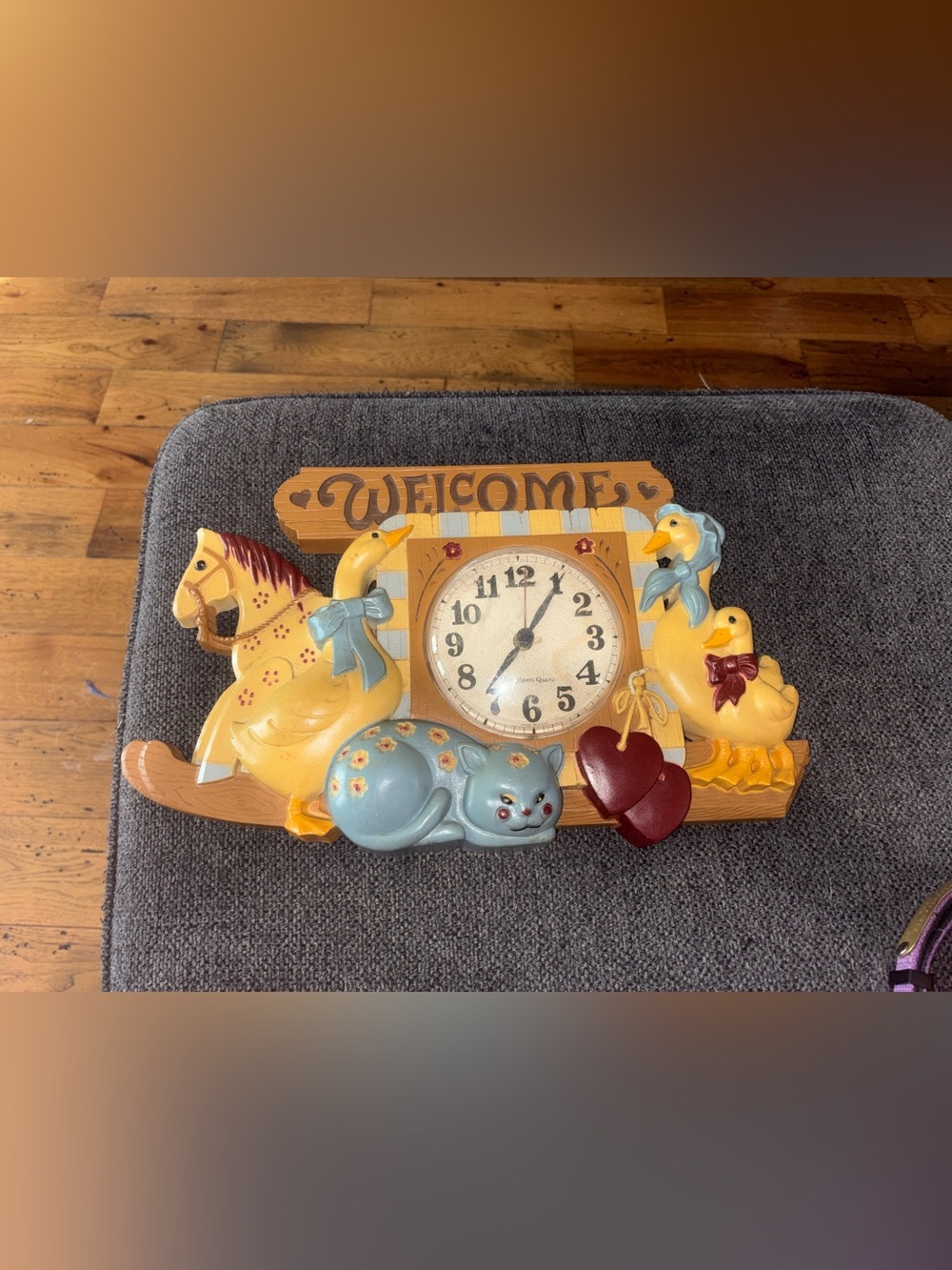 Vintage Welcome Farmhouse Wall Clock Plaque in Yellow/Blue Cottagecore